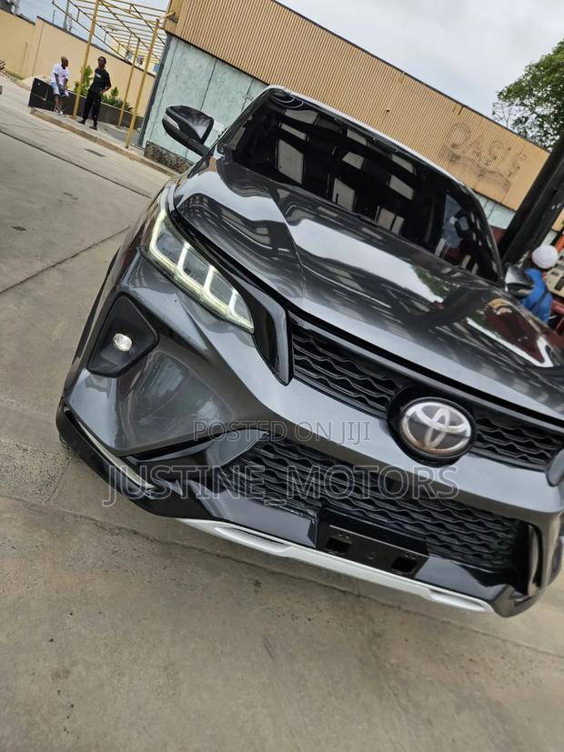 Toyota Fortuner 2018 Gray