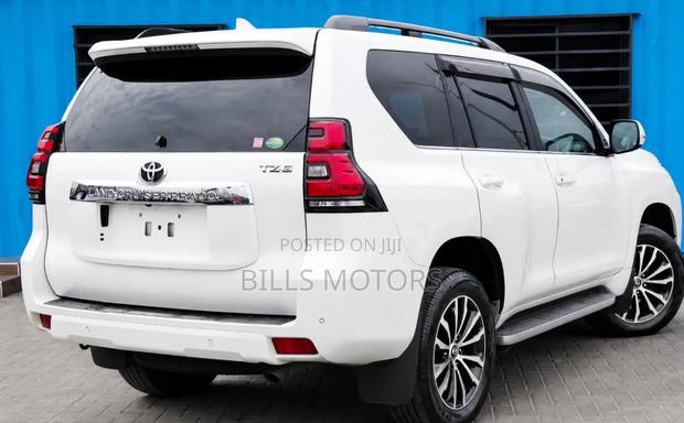 Toyota Land Cruiser Prado 2020 White