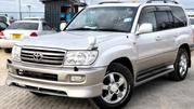 Toyota Land Cruiser 2005 White for sale