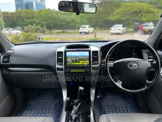 Toyota Land Cruiser Prado 2006 Black