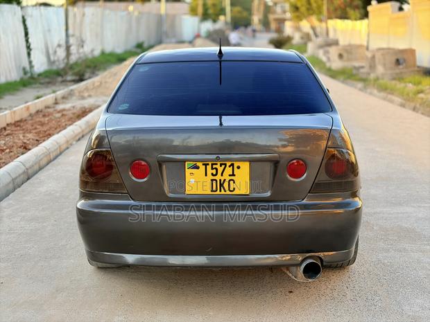 Toyota Altezza 2002 Gray