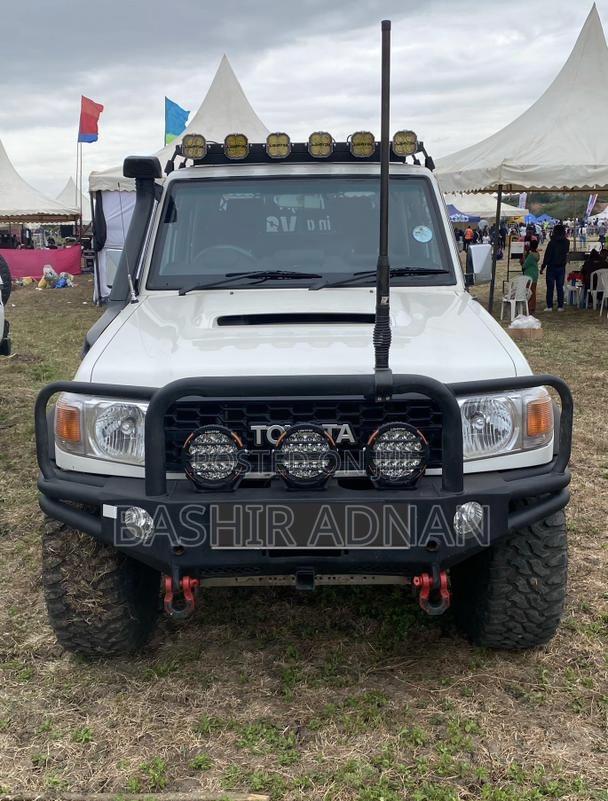 Toyota Land Cruiser 79 Series 2023 White