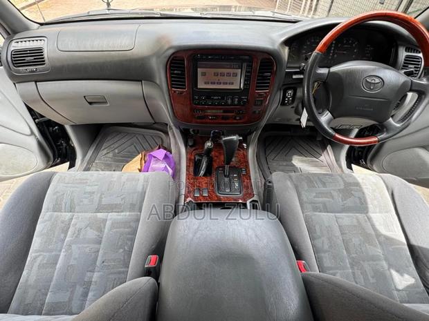 Toyota Land Cruiser 2023 Black