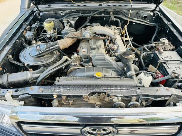 Toyota Land Cruiser 2022 Black