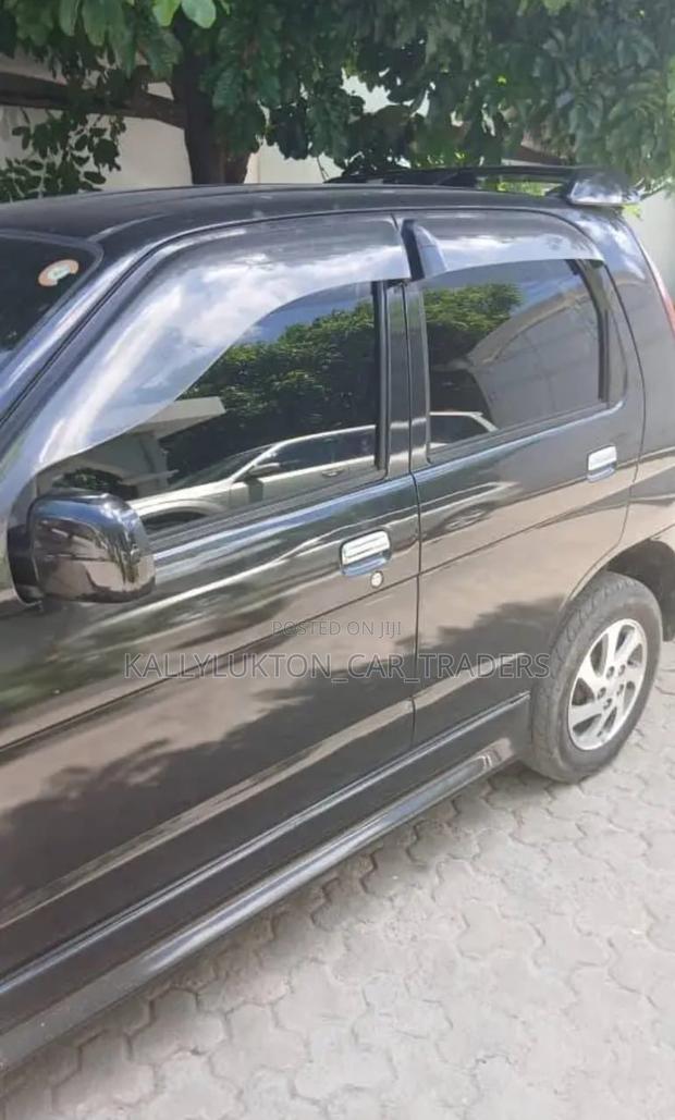 Daihatsu Terios 2010 Black