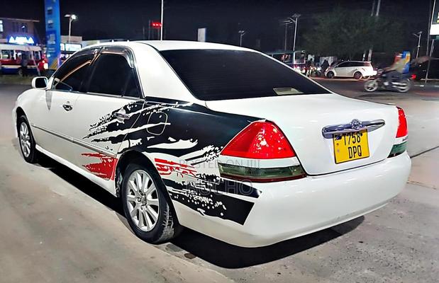 Toyota Mark II 2002 White