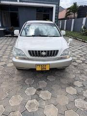 Toyota Harrier 2004 White for sale