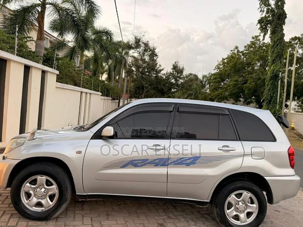 Toyota RAV4 2005 Silver