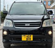 Toyota Noah 2006 Black for sale