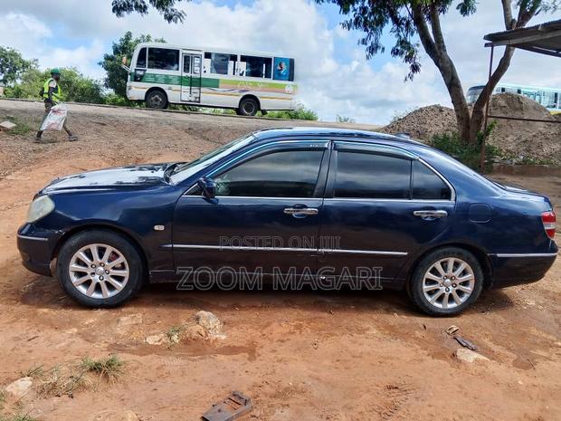 Toyota Brevis 2003 Blue