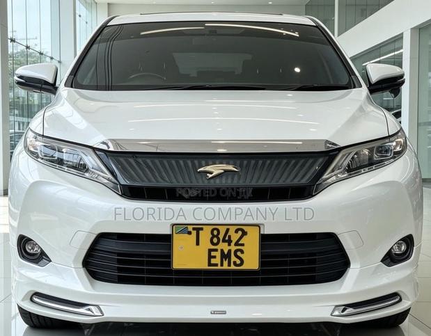 Toyota Harrier 2015 White