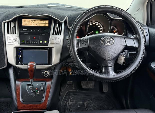 Toyota Harrier 2006