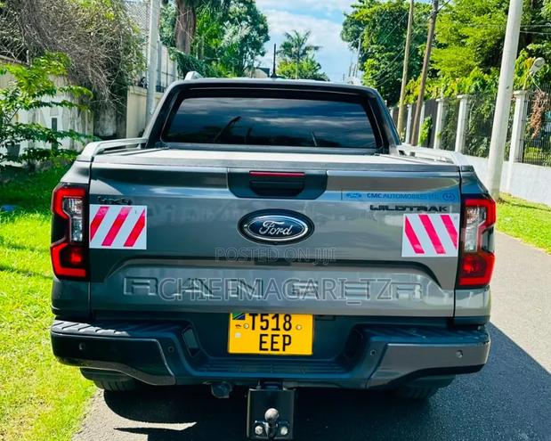 Ford Ranger Wildtrak 2023 Gray