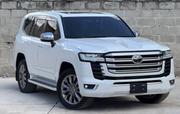 Toyota Land Cruiser LC300 2024 Pearl for sale