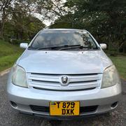 Toyota IST 2005 Silver for sale