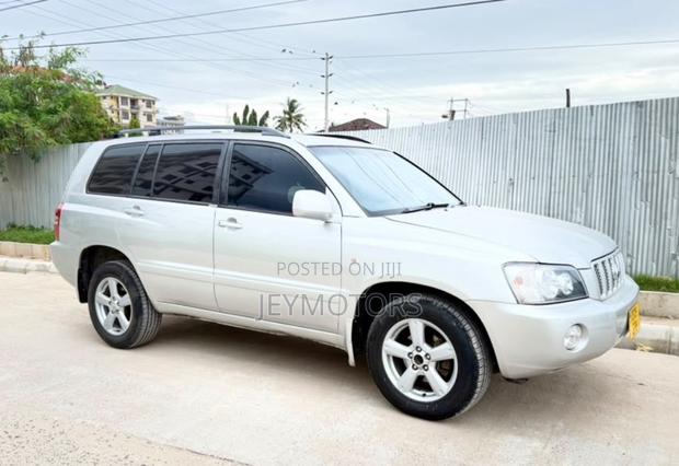 Toyota Kluger 2006 Silver