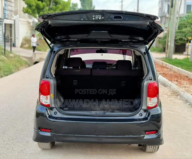 Toyota Corolla Rumion 2008 Black
