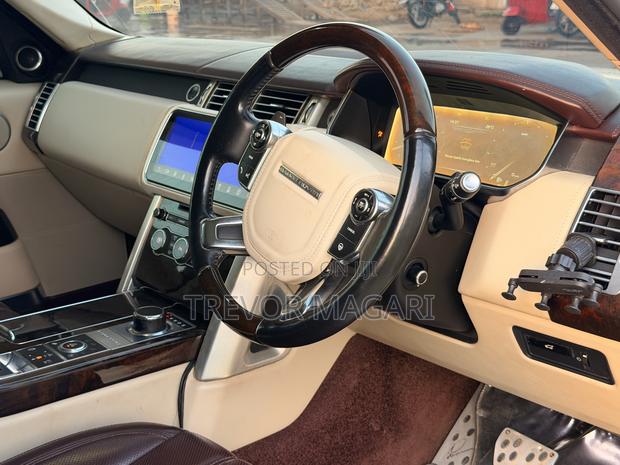 Land Rover Range Rover 2014 White