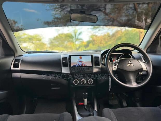 Mitsubishi Outlander 2006 Black