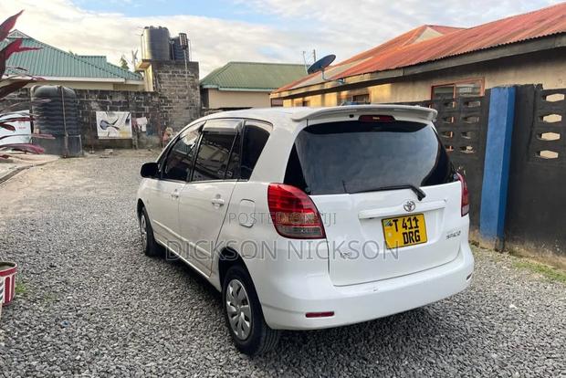 Toyota Corolla Spacio 2005 Pearl