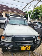 Toyota Land Cruiser 2018 White for sale