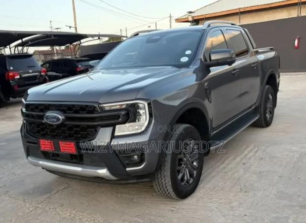 Ford Ranger Wildtrak 2023 Burgundy