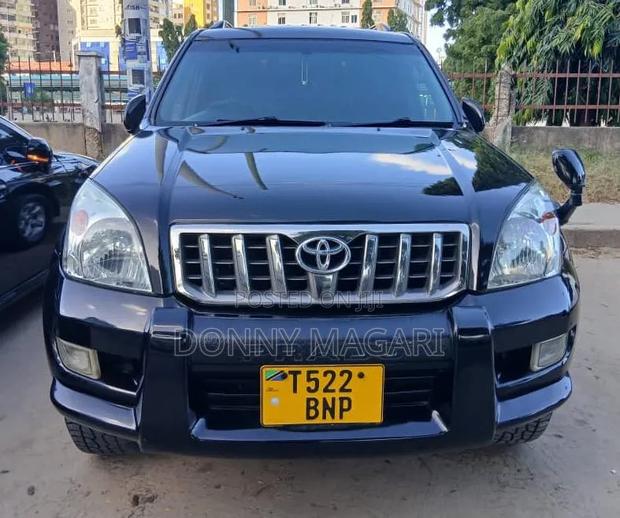 Toyota Land Cruiser Prado 2006 Black
