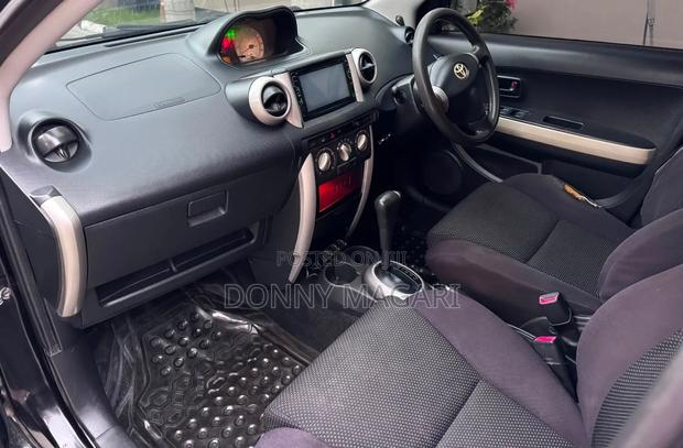 Toyota IST 2004 Black
