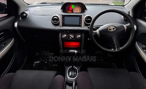 Toyota IST 2004 Black