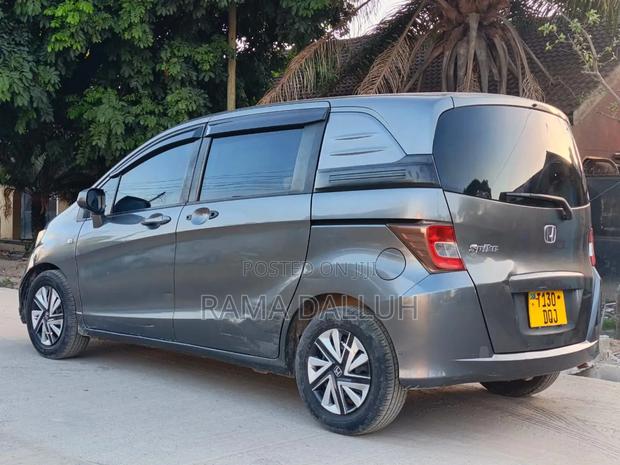 Honda Freed 2008 Gray