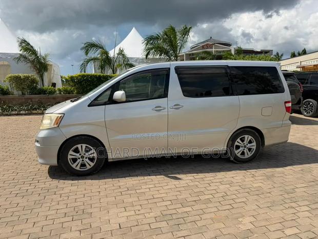 Toyota Alphard 2002 Gray
