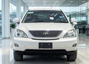 Toyota Harrier 2010 White for sale