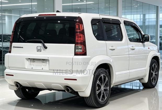 Honda Crossroad 2007 White
