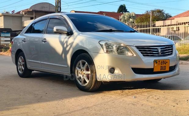 Toyota Premio 2009 Silver
