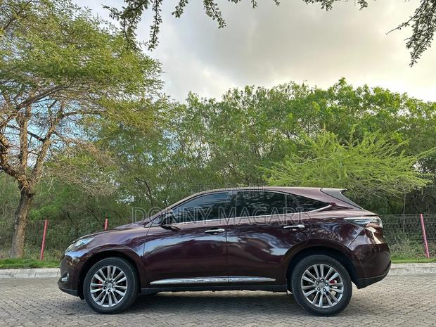 Toyota Harrier 2016 Maroon
