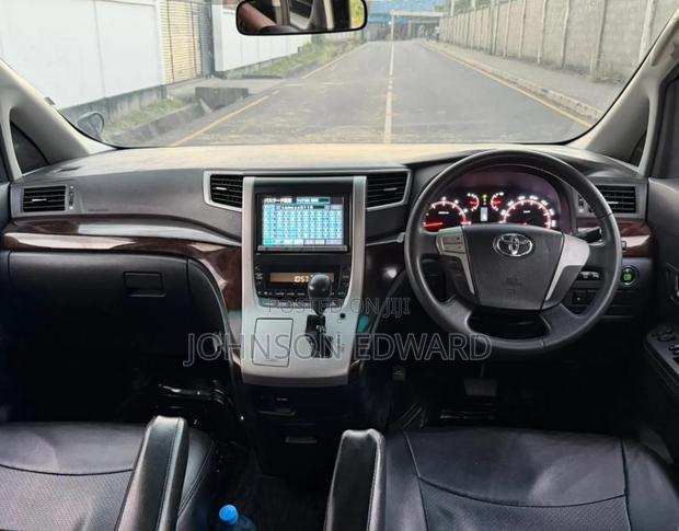 Toyota Alphard 2009 Black