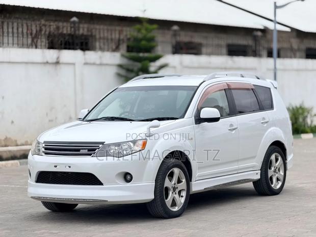 Mitsubishi Outlander 2006 Pearl