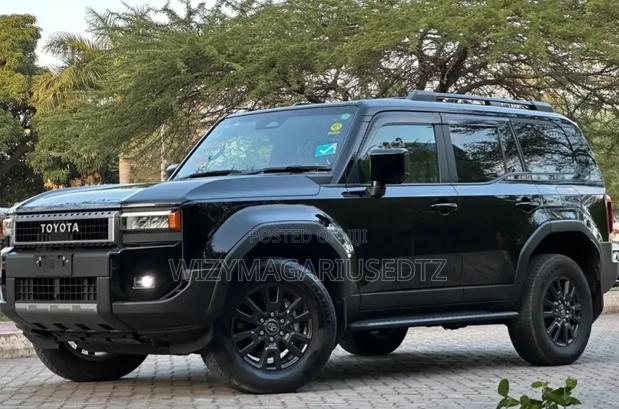 New Toyota Land Cruiser Prado 2024 Matt Black