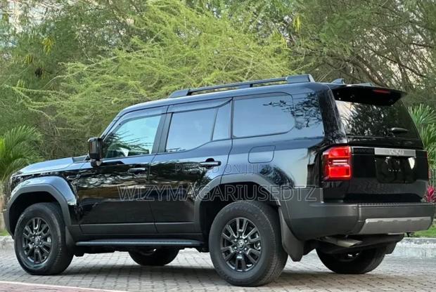 New Toyota Land Cruiser Prado 2024 Matt Black