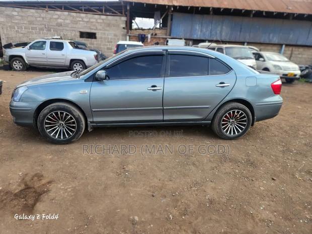 Toyota Premio 2005 Green