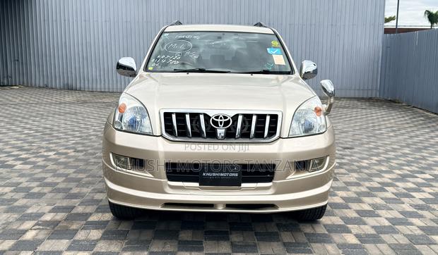 Toyota Land Cruiser Prado 2006 Gold