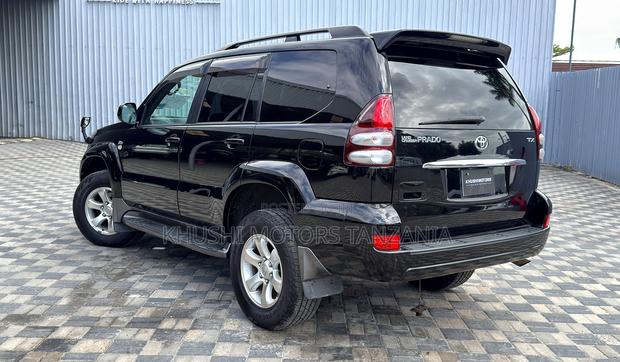 Toyota Land Cruiser Prado 2007 Black