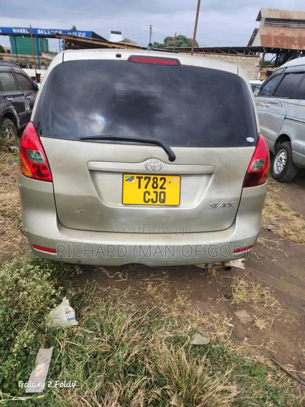 Toyota Corolla Spacio 2002 Silver