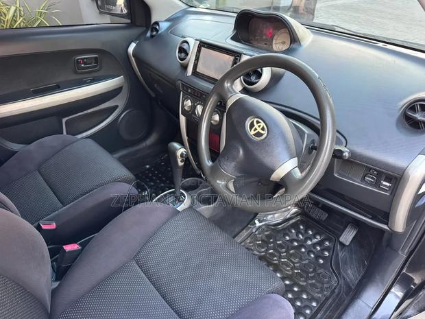 Toyota IST 2003 Black