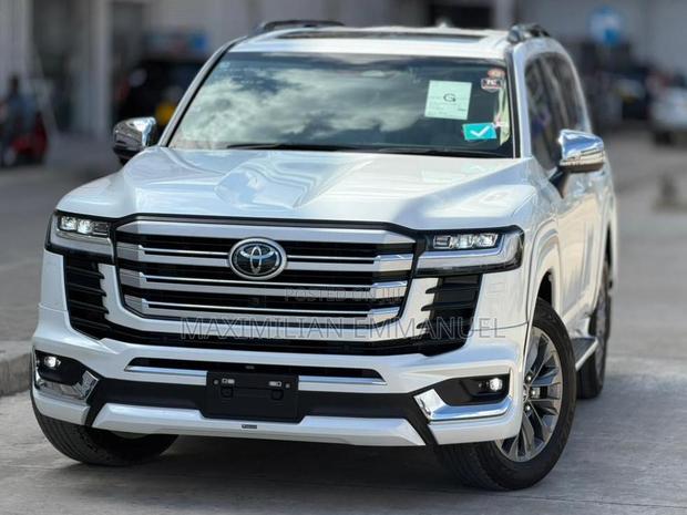 New Toyota Land Cruiser 2025 White