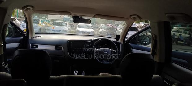 Mitsubishi Outlander 2013 Black
