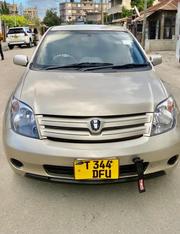 Toyota IST 2004 Gold for sale