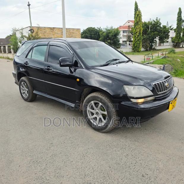 Toyota Harrier 2002 Black