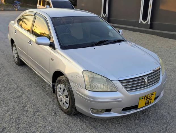 Toyota Premio 2004 Silver