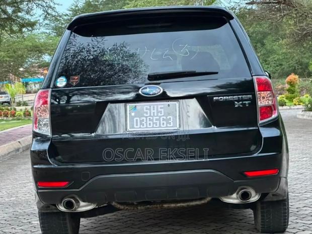 Subaru Forester 2010 Black